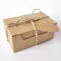 New design eco friendly custom cardboard rectangle kraft paper gift box with brown tags